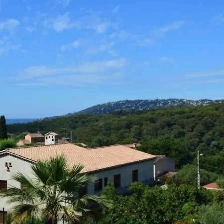 Apartment Des Iles Antibes